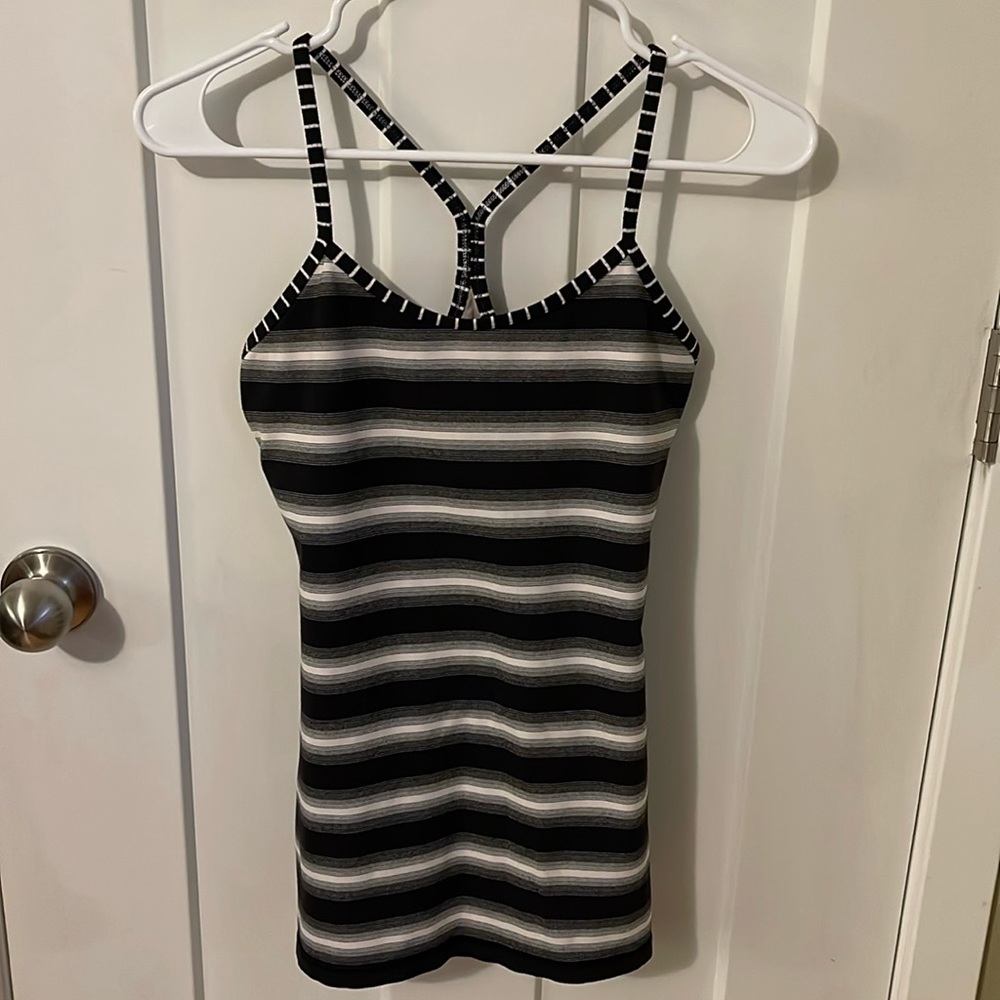 Lululemon power y tank